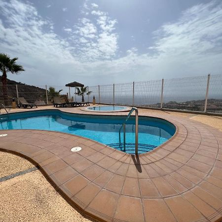 2 Bedroom Apartment With Breathtaking View Of The Sea - Sunset アデヘ エクステリア 写真