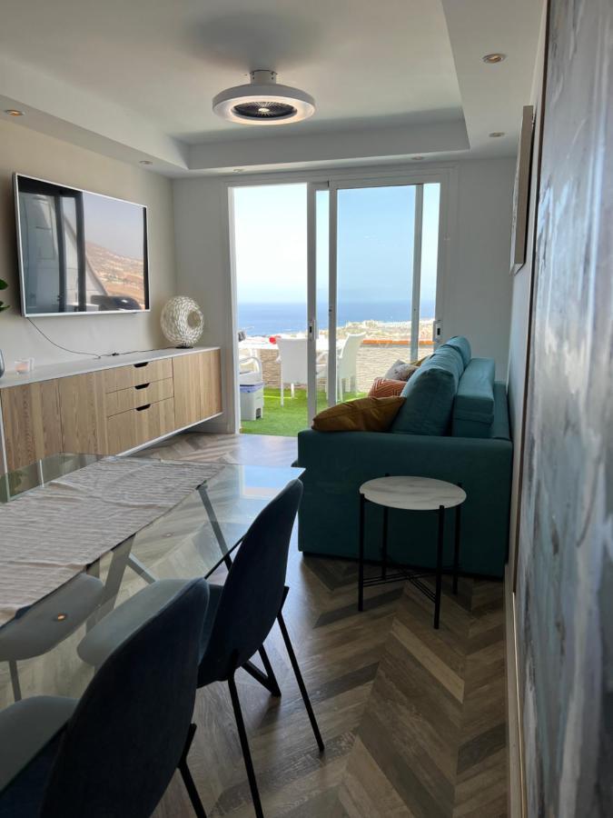 2 Bedroom Apartment With Breathtaking View Of The Sea - Sunset アデヘ エクステリア 写真