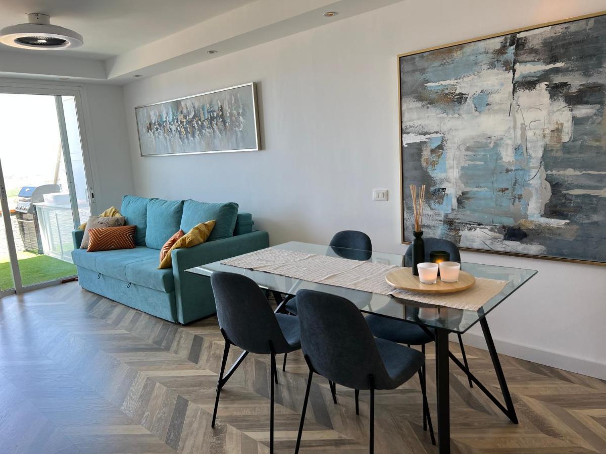 2 Bedroom Apartment With Breathtaking View Of The Sea - Sunset アデヘ エクステリア 写真