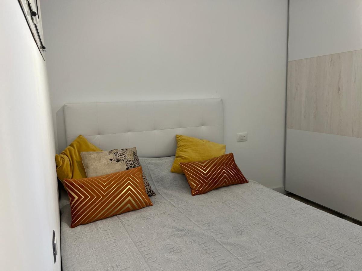 2 Bedroom Apartment With Breathtaking View Of The Sea - Sunset アデヘ エクステリア 写真